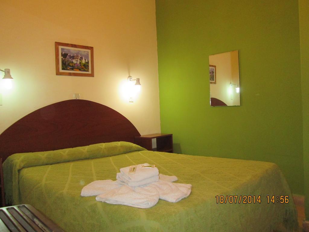 Nuevo Hotel Belgrano San Nicolas de los Arroyos Ngoại thất bức ảnh