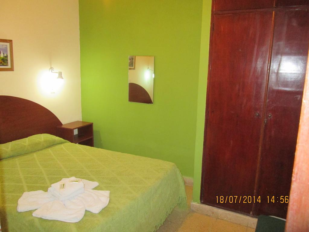 Nuevo Hotel Belgrano San Nicolas de los Arroyos Ngoại thất bức ảnh